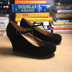Brand New Modcloth Black Wedges